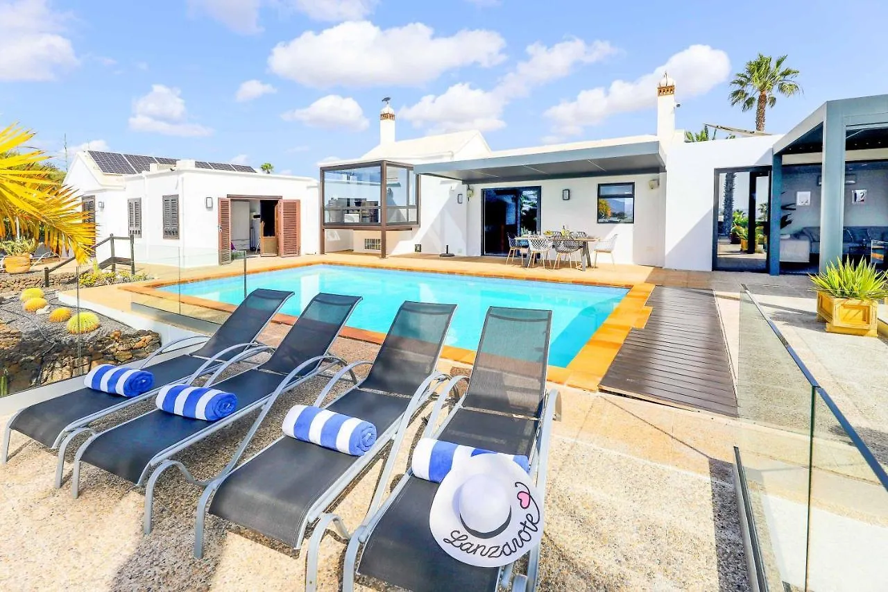 Villa Cois Farraige à Puerto del Carmen  Puerto del Carmen (Lanzarote)